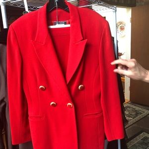 Renata Bignozzi women’s power suit